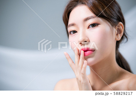 女性　ビューティー　ファブリック 58829217