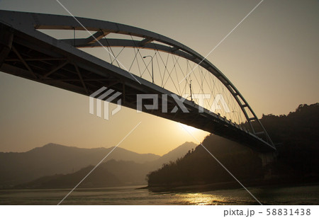 夕日の大橋 夕日の大橋 58831438