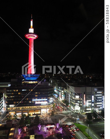 令和元年10月22日　即位礼正殿の儀　京都タワー　紅白ライトアップ 58838843