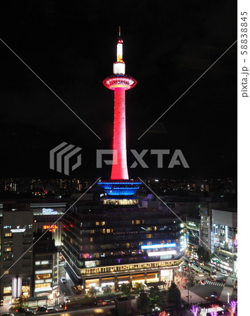 令和元年10月22日　即位礼正殿の儀　京都タワー　紅白ライトアップ 58838845