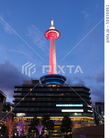 令和元年10月22日　即位礼正殿の儀　京都タワー　紅白ライトアップ 58838861