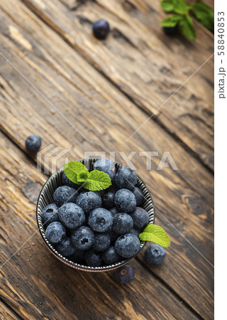 Fresh sweet blueberries Fresh sweet blueberries 58840853