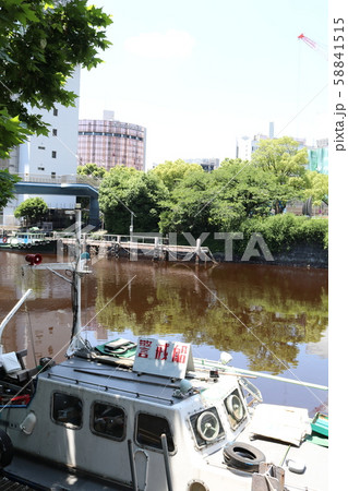 横浜市運河の警戒船 58841515