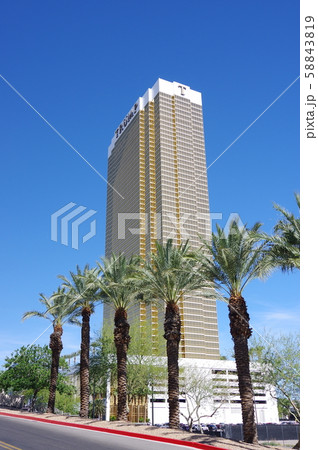 ラスベガスの風景（トランプホテル） 58843819