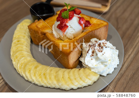 honey toast with ice cream honey toast with ice cream 58848760