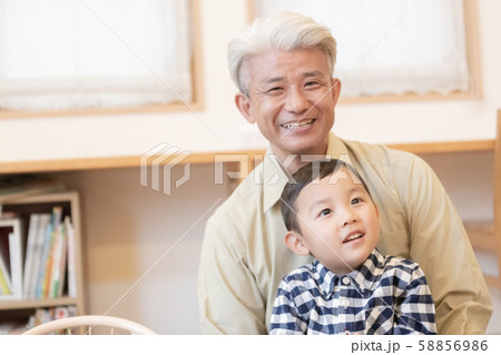 5 years old 58856986