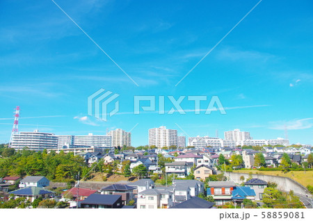 上谷戸大橋から望む稲城市の街並み 上谷戸大橋から望む稲城市の街並み 58859081