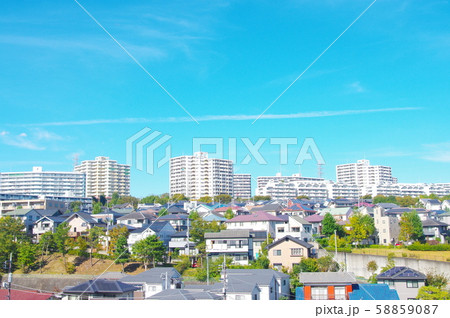 上谷戸大橋から望む稲城市の街並み 上谷戸大橋から望む稲城市の街並み 58859087