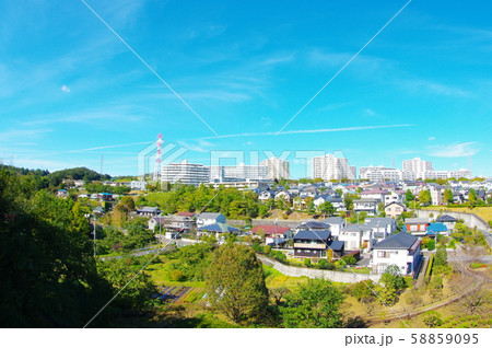 上谷戸大橋から望む稲城市の街並み 上谷戸大橋から望む稲城市の街並み 58859095