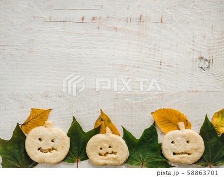 Cookies in the shape of a pumpkin 58863701