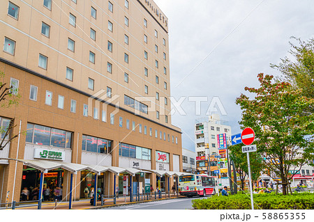 東京　高円寺駅北口　駅前風景 58865355
