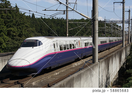 東北新幹線E2系+山形新幹線E3系 58865683