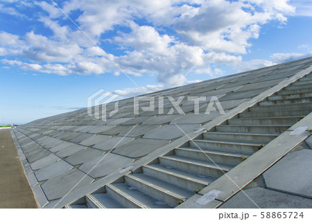 防潮堤　防波堤 58865724