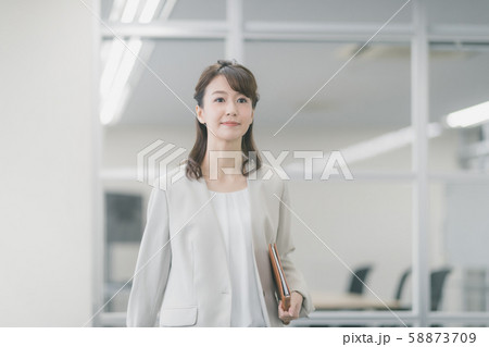 company employee 58873709