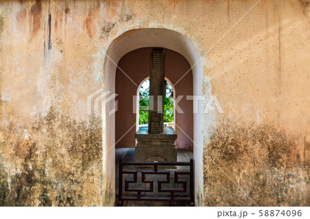 六角碑亭 ティエンムー寺院 フエ 58874096