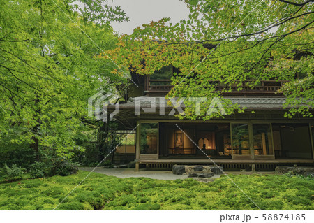 京都 瑠璃光院 お寺 寺社仏閣 紅葉 日本庭園 四季 拝観 特別公開 写真素材 広告 京都 瑠璃光院 お寺 寺社仏閣 紅葉 日本庭園 四季 拝観 特別公開 写真素材 広告 58874185