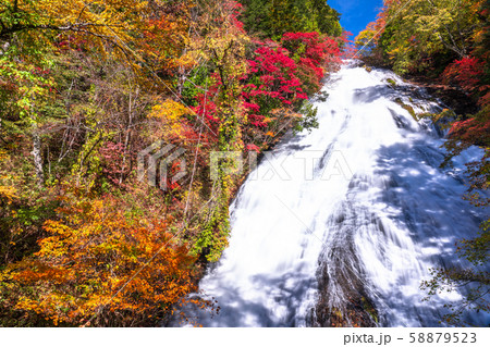 《栃木県》秋の奥日光・湯滝 58879523