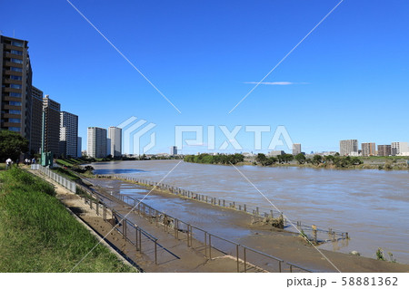 令和元年台風19号多摩川　爪痕 58881362