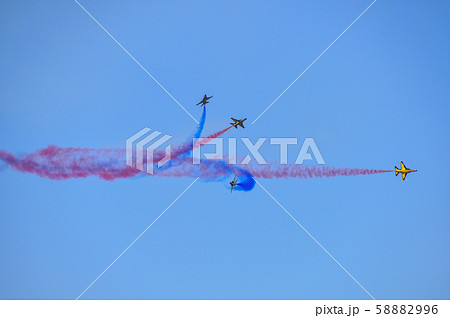 飛ぶ 飛行 公衆 58882996