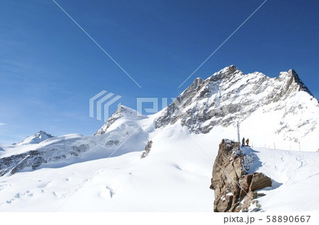 スイスの雪山 スイスの雪山 58890667