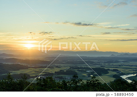 高尾山の雲海 58893450