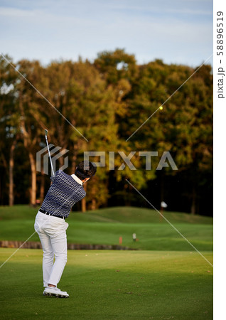 GOLF　アイアンショット 58896519