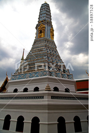 thailand bangkok rain temple t palaces thailand bangkok rain temple t palaces 58897528