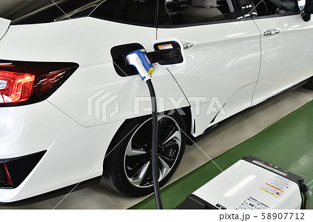 燃料電池自動車 58907712