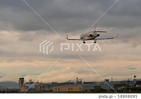 名古屋空港飛行機撮影2019 エアフロントオアシス周辺からの航空機撮影夕方から夜間 名古屋空港飛行機撮影2019 エアフロントオアシス周辺からの航空機撮影夕方から夜間 58908095