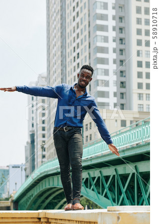 Balancing life in big city 58910718