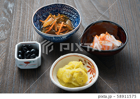 正月料理 小鉢色々 正月料理 小鉢色々 58911575