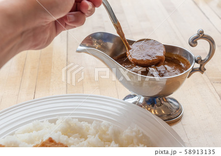 洋食店のカツカレー 洋食店のカツカレー 58913135