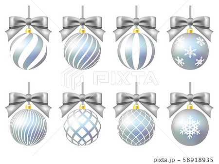 銀色のクリスマスオーナメントとリボンセット 58918935