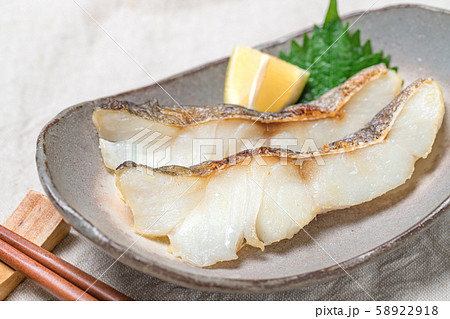 真鱈の塩焼き 58922918