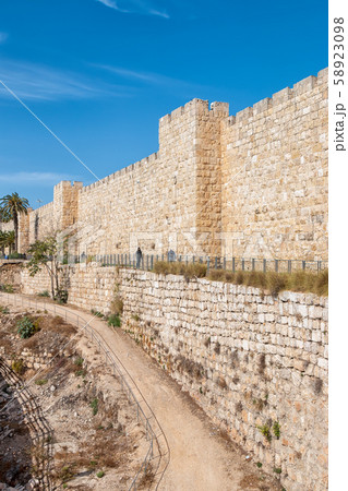 Jerusalem Old City Walls Near Jaffa Gate Jerusalem Old City Walls Near Jaffa Gate 58923098