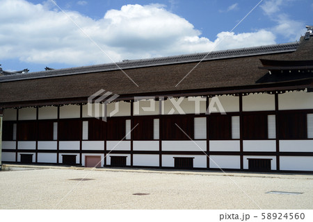 京都御所蹴鞠の庭-2 58924560