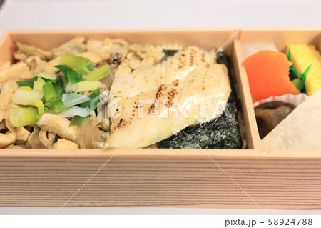 新幹線車内で食べるおいしい深川めし弁当 新幹線車内で食べるおいしい深川めし弁当 58924788
