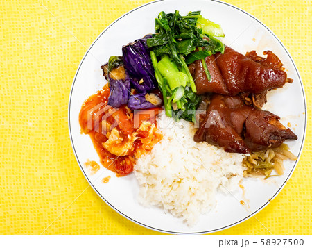 Braised Pork Knuckle with rice Braised Pork Knuckle with rice 58927500