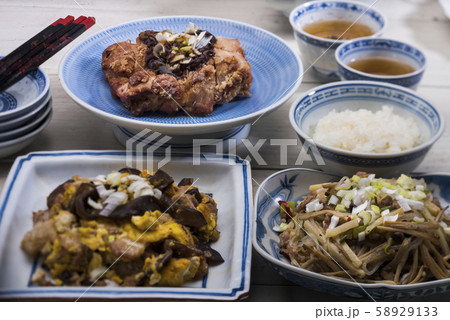 中華の食卓 58929133