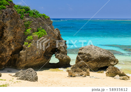 宮古_池間島のハートロック 58935612