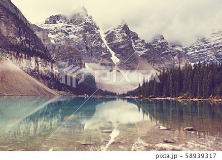 Moraine lake Moraine lake 58939317