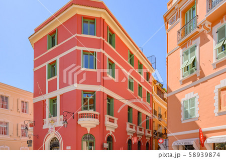 モナコ、美しい市街地、カラフルな建物、リゾート地、観光地、コートダジュール、南仏リゾート 58939874