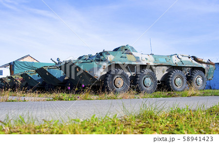 armoured personnel carrier 58941423
