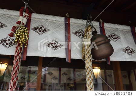 市比賣神社　拝殿 58951403