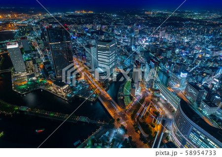 ランドマークタワー展望台から見たみなとみらいの夜景 58954733