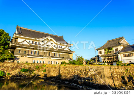 福江城(石田城)跡 観光歴史資料館の朝風景 【長崎県五島市】 福江城(石田城)跡 観光歴史資料館の朝風景 【長崎県五島市】 58956834