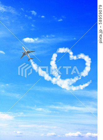 Aircraft draw a heart in the sky 58959079