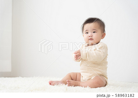 赤ちゃん 58963182