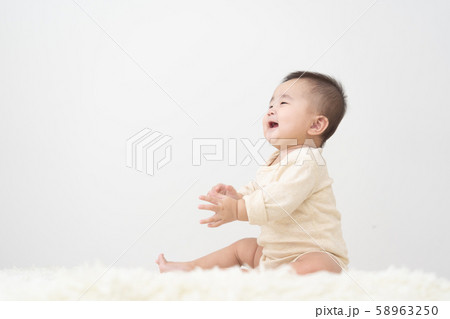 赤ちゃん 58963250