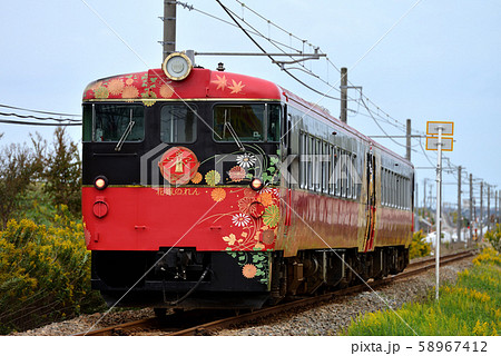 七尾線を走るキハ48系花嫁のれん号 58967412